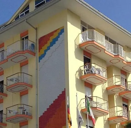 Hotel Maxi Heron 3*
