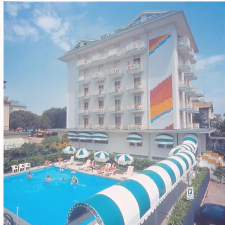 Maxi Heron Hotel Jesolo