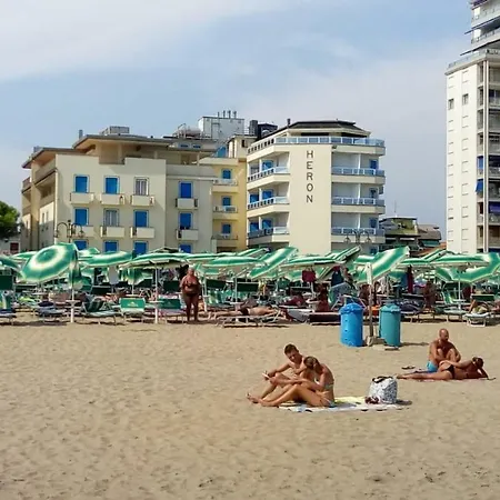 Отель Maxi Heron 3*